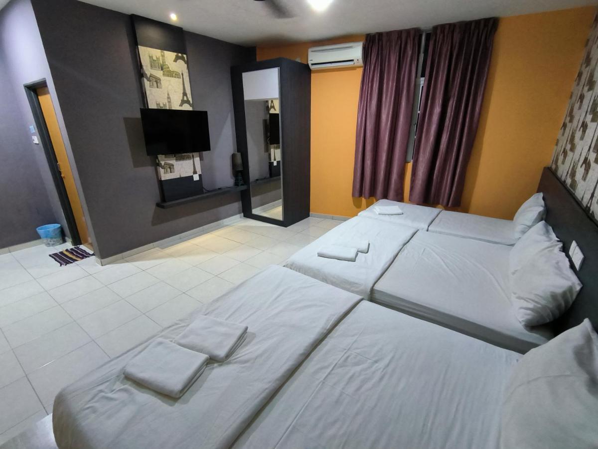 Golden Guest House Kuantan Exterior photo